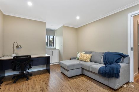 Property photo of 33 Parer Street Burwood VIC 3125