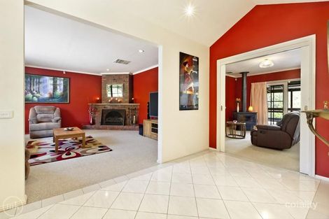 Property photo of 10 Booth Court Eltham VIC 3095