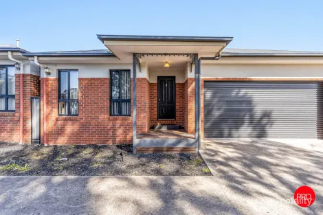 4/16 Muriel St, Kangaroo Flat, VIC 3555