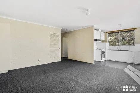 Property photo of 4/11 Dalkeith Court Sandy Bay TAS 7005