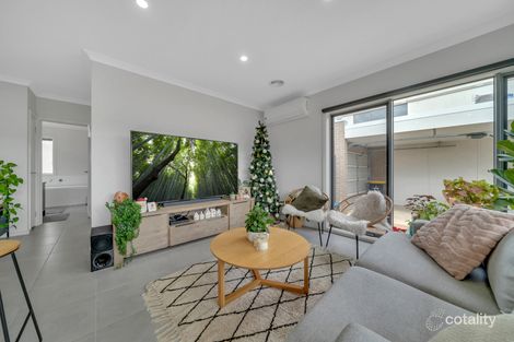 Property photo of 11/13 Fishburn Grove Harkness VIC 3337