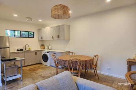 2a Wilpy Pl, Ocean Shores, NSW 2483