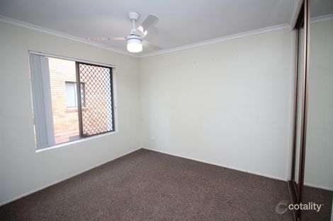 Property photo of 4/37 Duet Drive Mermaid Waters QLD 4218