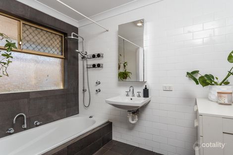 Property photo of 14/9-11 Mallard Way Cannington WA 6107
