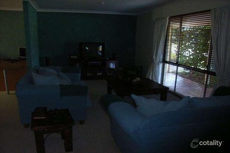 Property photo of 2 Oldham Place Leeming WA 6149