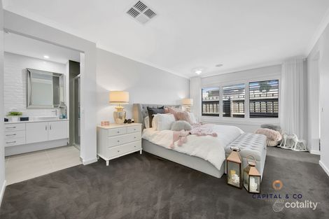 Property photo of 55 Whiteleaf Drive Mickleham VIC 3064