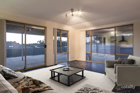 Property photo of 11 Dalrymple Drive Leda WA 6170