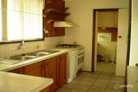 Property photo of 25 Warringa Crescent Hoppers Crossing VIC 3029