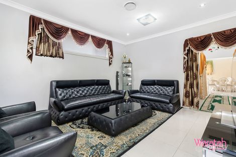 Property photo of 41 Romley Crescent Oakhurst NSW 2761
