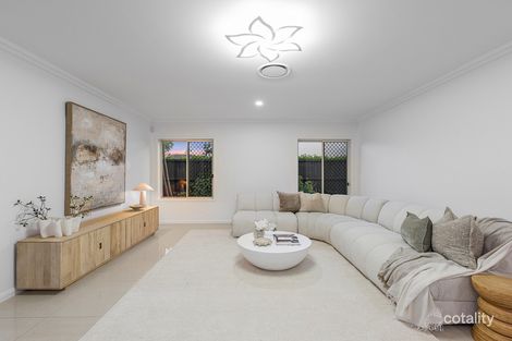 Property photo of 53 Sinnamon Road Sinnamon Park QLD 4073