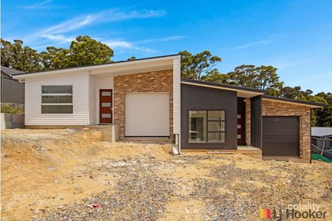 4 Vince Pl, Malua Bay, NSW 2536