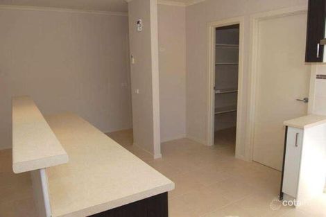 Property photo of 4 Platypus Drive Mount Clear VIC 3350