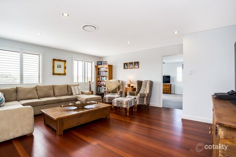 Property photo of 9 Kerria Crescent Ashmore QLD 4214