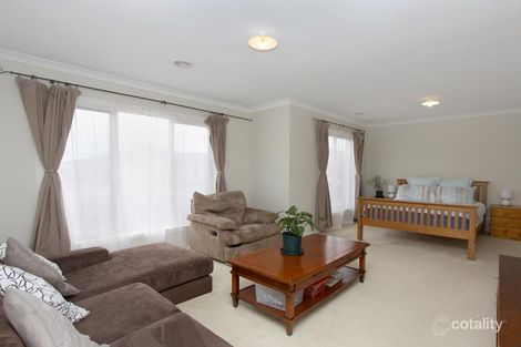 Property photo of 7 Burrendong Street Manor Lakes VIC 3024