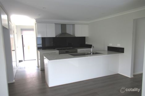 Property photo of 1 Rowena Way Mickleham VIC 3064