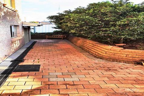 Property photo of 28 Chisholm Road Warrawong NSW 2502