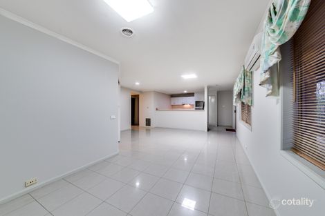 Property photo of 30 Gilmore Crescent Lynbrook VIC 3975