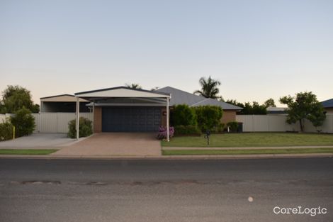 Property photo of 28 Mayfair Drive Emerald QLD 4720