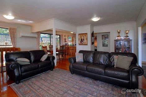 Property photo of 10 Kitchener Road Tecoma VIC 3160