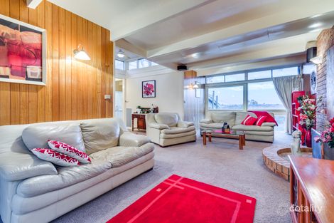 Property photo of 6 Riverside Avenue Keilor VIC 3036