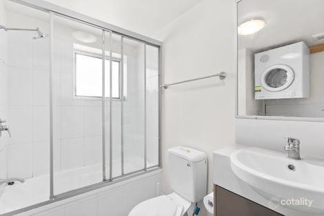 Property photo of 10/159 Clarence Road Indooroopilly QLD 4068