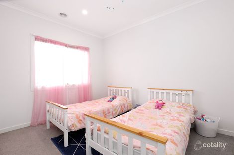 Property photo of 25 Koobush Boulevard Wollert VIC 3750