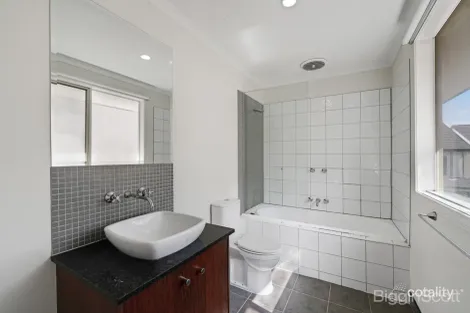 Property photo of 38 Williamson Road Maribyrnong VIC 3032