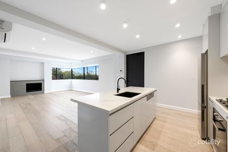 Property photo of 101/51 Ormond Esplanade Elwood VIC 3184