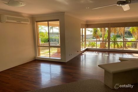 Property photo of 1/6 Dryandra Place Halls Head WA 6210