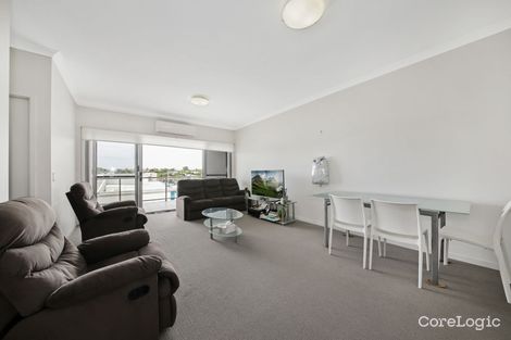 Property photo of 402/15-19 Playfield Street Chermside QLD 4032