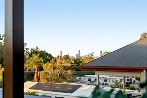 Property photo of 17 Gordon Terrace Indooroopilly QLD 4068