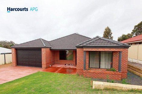 Property photo of 3 Thompson Place Australind WA 6233