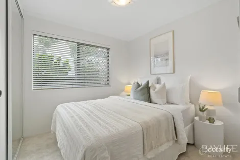 Property photo of 1/35 Humpybong Esplanade Redcliffe QLD 4020