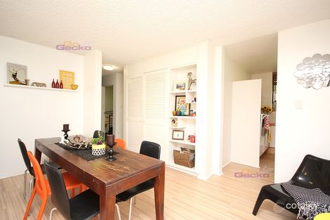 Property photo of 2/84 Bayview Terrace Clayfield QLD 4011