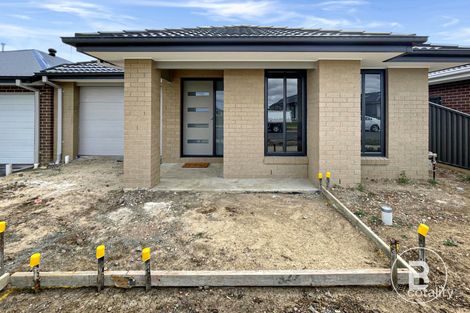 14 Vivid St, Winter Valley, VIC 3358