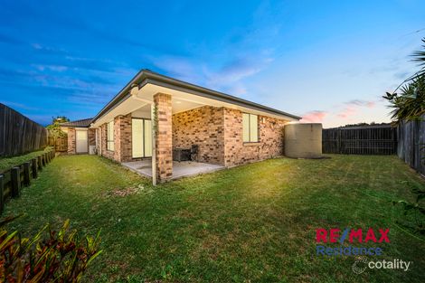 Property photo of 10 Oakvale Avenue Holmview QLD 4207