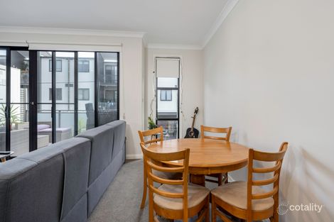 Property photo of 102/27 Throsby Street Wickham NSW 2293