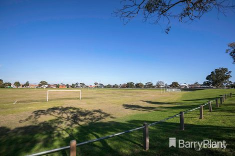 Property photo of 12 Gala Supreme Close Mordialloc VIC 3195