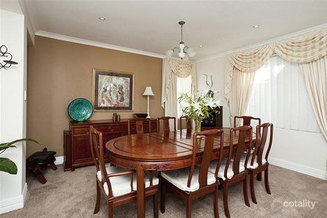 Property photo of 152 Broadbeach Boulevard Hillarys WA 6025