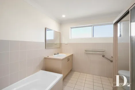 Property photo of 2/5 Trafalgar Lane Woolgoolga NSW 2456
