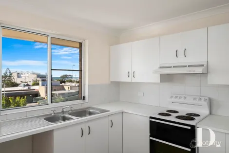 Property photo of 2/5 Trafalgar Lane Woolgoolga NSW 2456