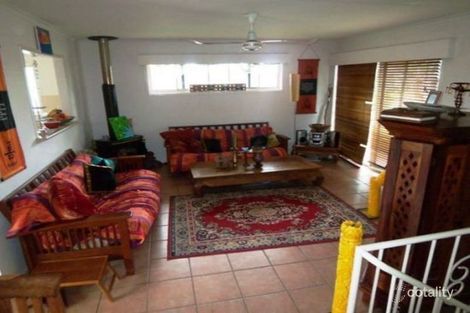 Property photo of 17 Grevillia Avenue Southport QLD 4215