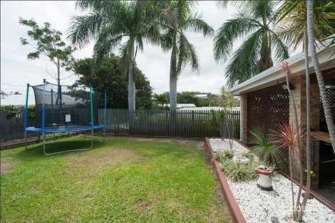 Property photo of 15 McIver Road Clinton QLD 4680