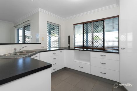 Property photo of 10 Woodroffe Place Glenella QLD 4740