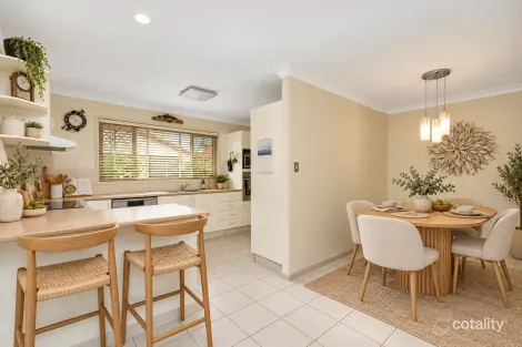 Property photo of 95 Lambor Drive Mudgeeraba QLD 4213