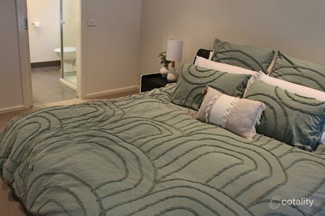 Property photo of 25 Grassland Grove Leopold VIC 3224
