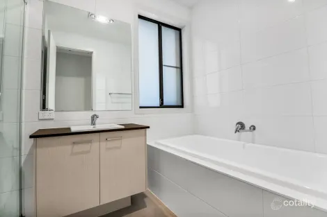 Property photo of 8 Facade Street Box Hill NSW 2765
