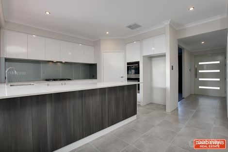 Property photo of 45 Dunmore Crescent Harrisdale WA 6112