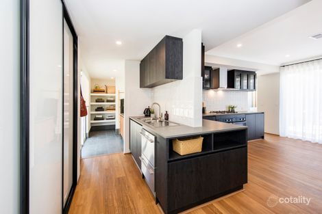 Property photo of 26 Overland Approach Wanneroo WA 6065
