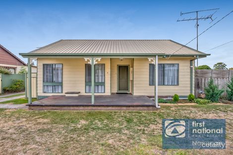 8 Bristol St, Moe, VIC 3825